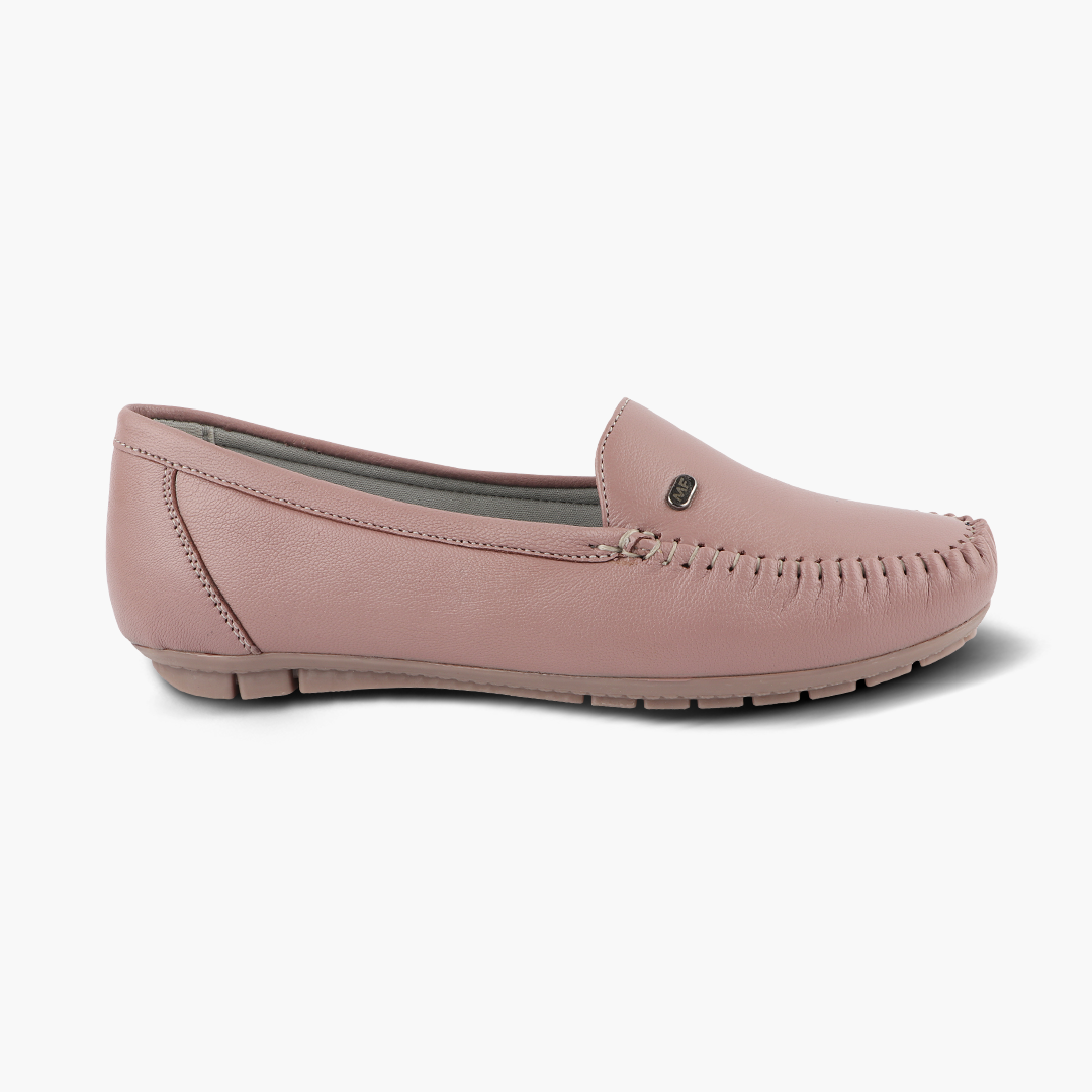 Pointed-Toe Leather Loafers for Women with Extra Cushion