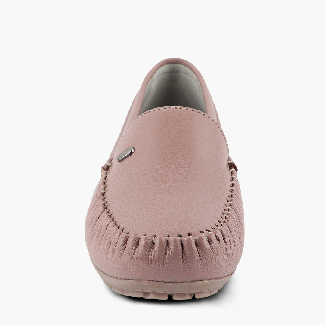 Pointed-Toe Leather Loafers for Women with Extra Cushion